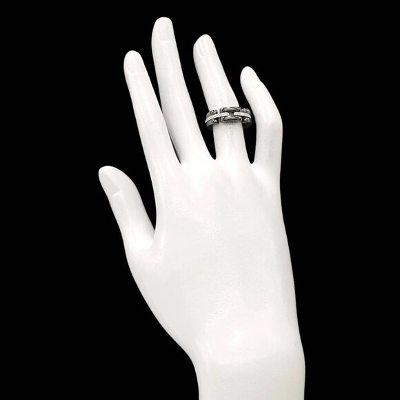 CHANEL ULTRA Diamond Ring Black Ceramic 18K WG 750 Size49 4.75-5(US) 90276502 - Picture 4 of 9